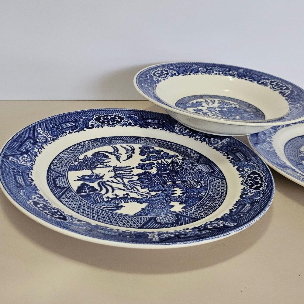 Royal USA Blue Willow Dinner Plates Salad Bowl lot Ironstone transferware Chinoi - Picture 11 of 13